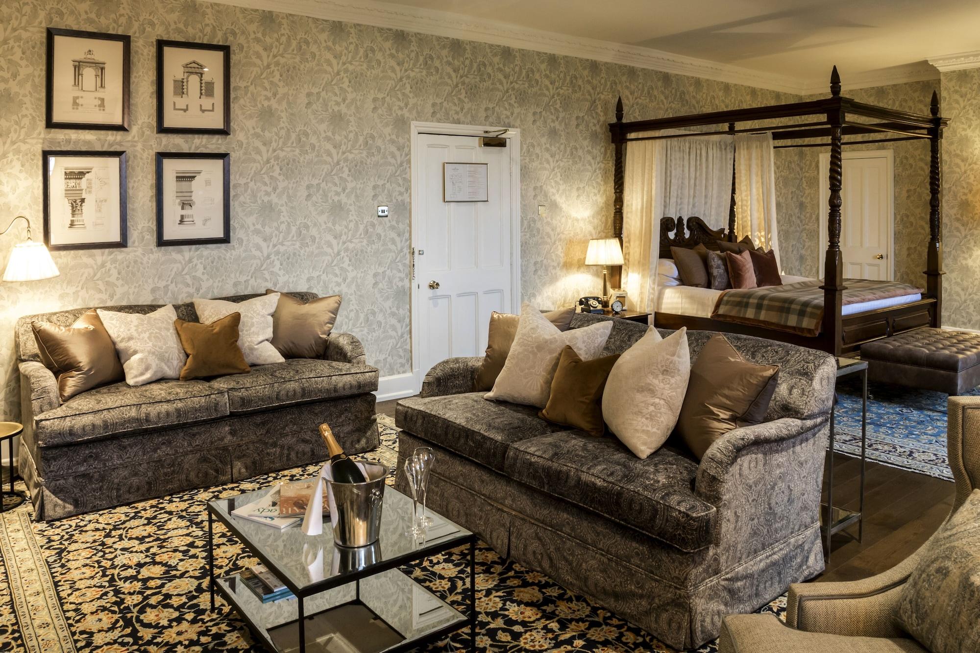 Eastwell Manor, Champneys Hotel & Spa 애슈퍼드 외부 사진