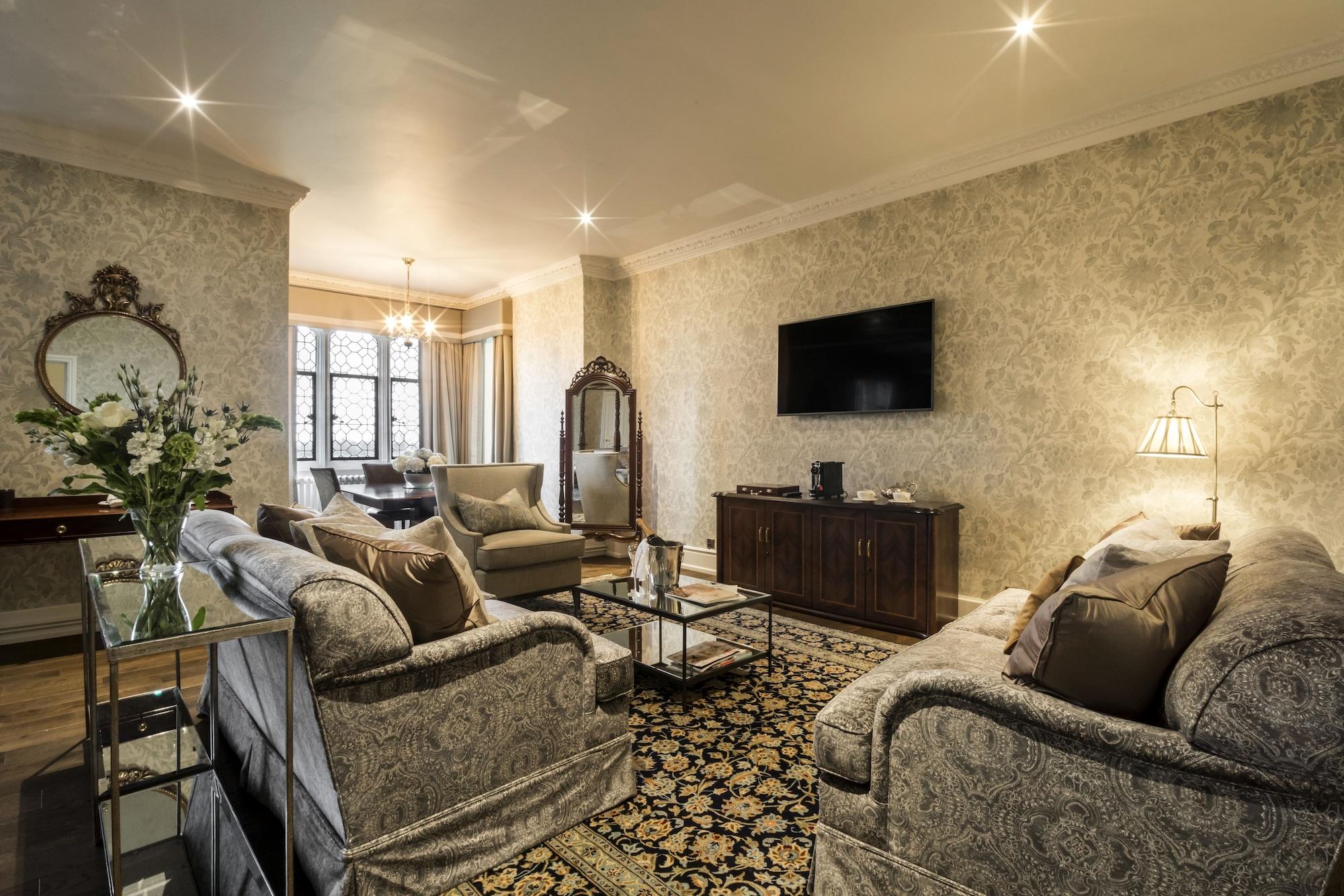 Eastwell Manor, Champneys Hotel & Spa 애슈퍼드 외부 사진