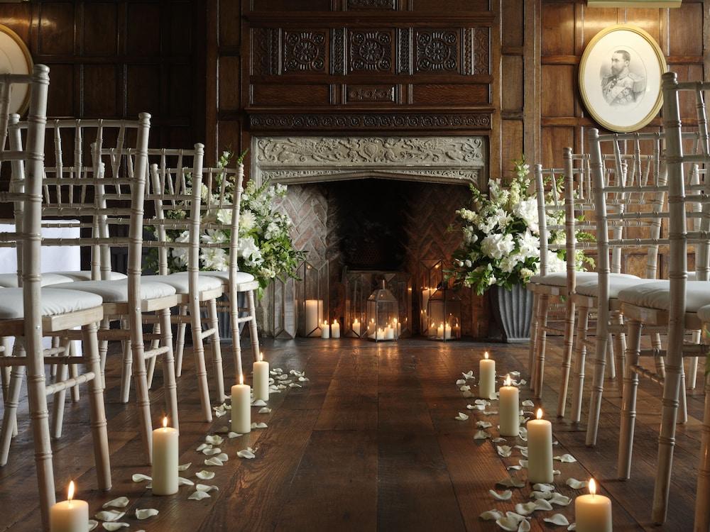 Eastwell Manor, Champneys Hotel & Spa 애슈퍼드 외부 사진