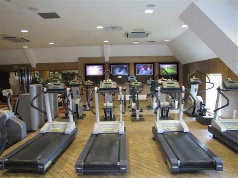 Eastwell Manor, Champneys Hotel & Spa 애슈퍼드 외부 사진