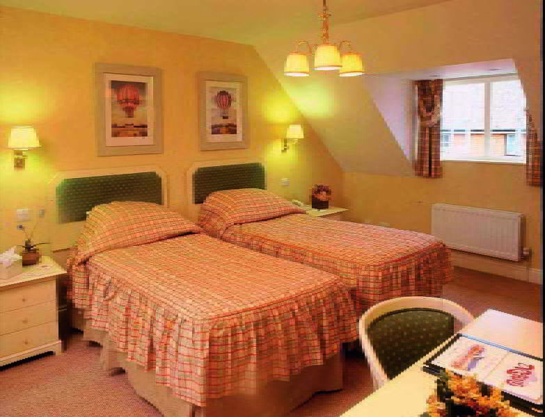 Eastwell Manor, Champneys Hotel & Spa 애슈퍼드 외부 사진