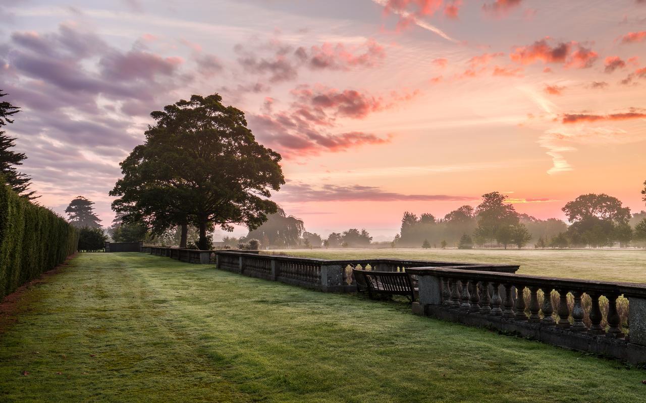 Eastwell Manor, Champneys Hotel & Spa 애슈퍼드 외부 사진