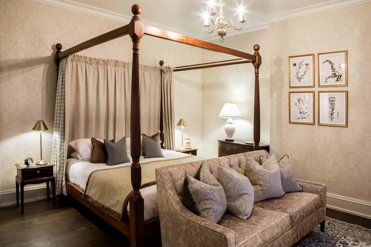Eastwell Manor, Champneys Hotel & Spa 애슈퍼드 외부 사진